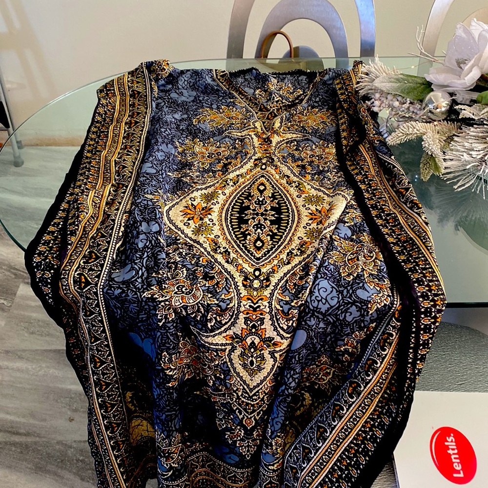 Beautiful tunic - Picture 4 of 4